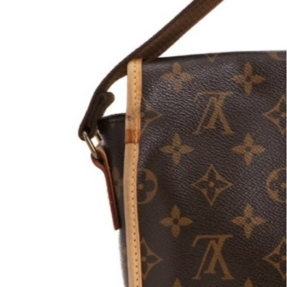 Louis Vuitton Bosphore authentic Messenger bag- Firm Price - Picture 12 of 16